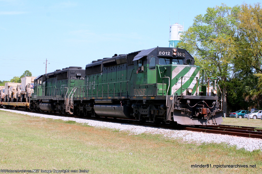 BNSF 8012